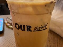 花生拿铁咖啡-OUR Bakery(SKP-S店)
