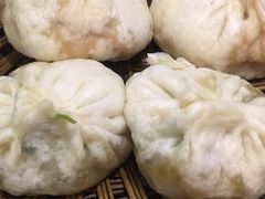 猪肉灌汤包-草包包子铺1937(普利街店)