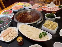 -一斗火锅·招财羊毛肚(北温泉九号店)