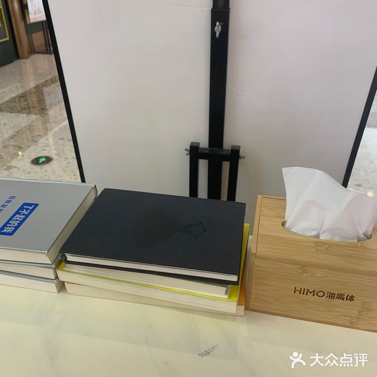 去体验了一下美美的证件照拍摄