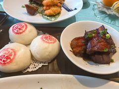 红烧肉拼馒头-杭州杭帮菜博物馆