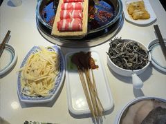 -二荆条·城市森林火锅旗舰店