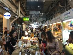 -瓦洛洛传统市场