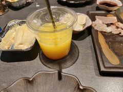 -铭牛烧肉·和牛海鲜自助(高新月牙湖店)