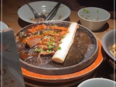 -蜜桃餐厅·伴山(湖滨商业街店)