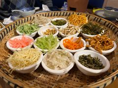 -包整·丝娃娃(一览甲秀楼风景店)