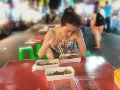 -六合夜市