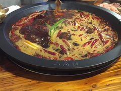 -黄潇洒老火锅(九眼桥宏济巷店)