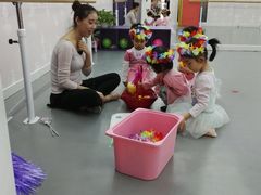 -Isee灰姑娘国际儿童艺术中心(BHGMall店)