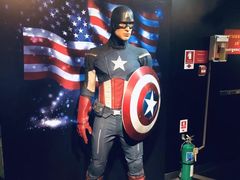 -曼谷杜莎夫人蜡像馆