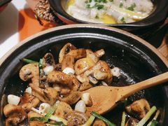 -恭喜上堓砂锅焗·海鲜大排档(闵行龙湖店)