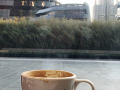 拿铁咖啡latte-BLAQ咖啡(骏豪店)