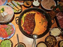 -周小明火锅(黑金冠社区店)