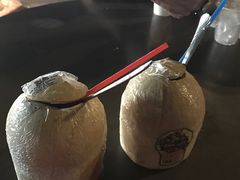 -东海岸人工湖美食村