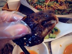 -兔行天下-鸿鹤鲜锅兔(中海国际店)