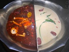 台式麻辣锅-湊湊火锅·茶憩(世博大道店)