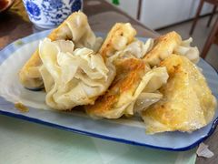 油煎烧麦-白老大羊杂碎稍麦