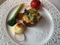 -弦月窗LUNETTE BY AMANDA(复兴路店)