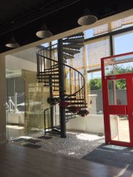 -一花一叶瑜伽生活馆