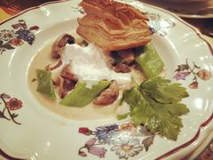 -ResTaurAnt S'ZWILLING Stuebel