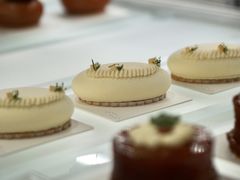 -潮一不贰·法式甜品·生日蛋糕·西式简餐(外滩店)