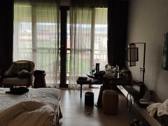 -西双版纳融创皇冠假日度假酒店