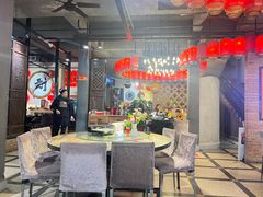 -刘姐啤酒鱼民族演艺餐厅(阳朔美食抗战路店)