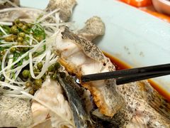 -鑫悦楼煎蟹·16年海鲜大排档