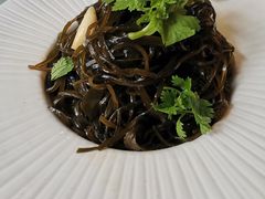 酸辣海带丝-源东食府(鹿海园小区店)