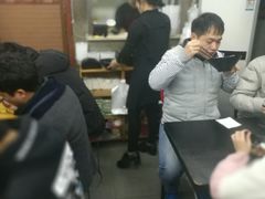 -丽影重庆小面(定西路店)