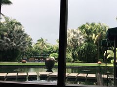 -三亚湾海居铂尔曼度假酒店