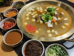 -顶顶汤火牛排火锅·经典铜锅涮肉