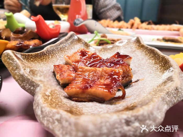 黑松白鹿(金融街店)汁烤鳗鱼图片