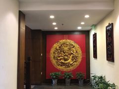 -梅龙镇酒家(南京西路总店)