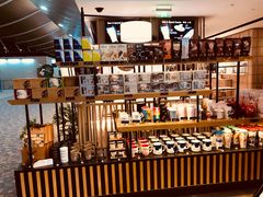 -星巴克(浦东机场T2到达店)