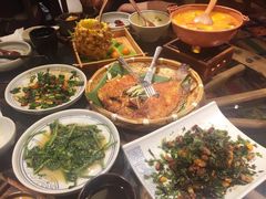 -云海肴·汽锅鸡·云南菜(天山百盛优客店)