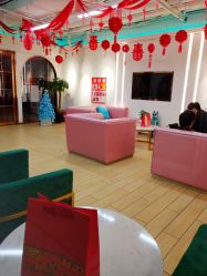 -BULB STUDIO 巴柏明星发型工作室