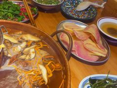 -洱火云南酸菜牛肉火锅(石景山当代商城店)