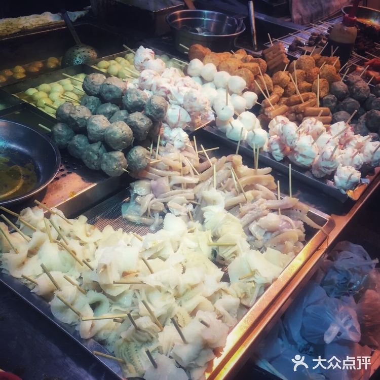 在尖沙咀站附近,这次来香港吃了很多这种小吃