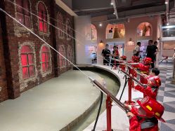 -宝燕水乐园
