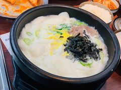 年糕雪浓汤-神仙雪浓汤(明洞店)