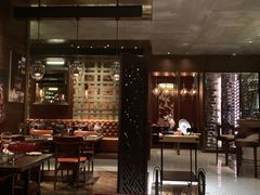 -恰餐厅及酒吧 CHAR Bar & Grill (北京丽都皇冠假日店)