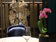 餐具摆设-Yan Ting 宴庭中餐厅(上海静安瑞吉酒店)