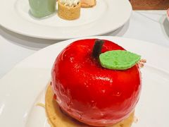-广州万富希尔顿酒店·感趣自助餐厅·金秋蟹宴生蚝海鲜刺身