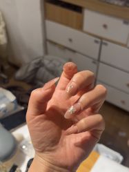 -UGIRL有个美甲