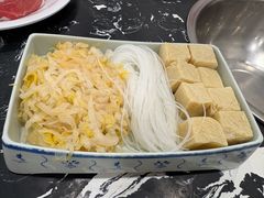 -楼外楼大刀肉传统火锅居(繁荣路店)