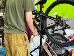 -道路口单车爱瓦士dahon大行