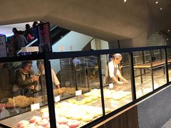 面包甜点陈列柜-LELECHA乐乐茶(上海五角场万达广场店)