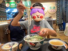 -云阿蛮云南生烫牛肉米线(奉贤路店)