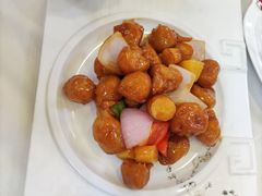 金奖乳香蜜桃淮山咕噜肉-清心鸡沙田乳鸽店·非遗传承(石溪店)